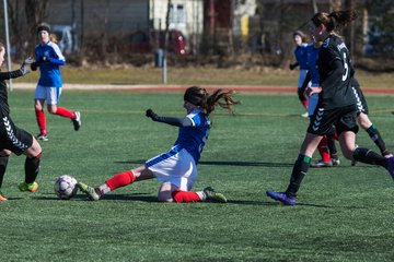 Bild 416 - B-Juniorinnen Halbfinale SVHU - Holstein Kiel : Ergebnis: 3:0
